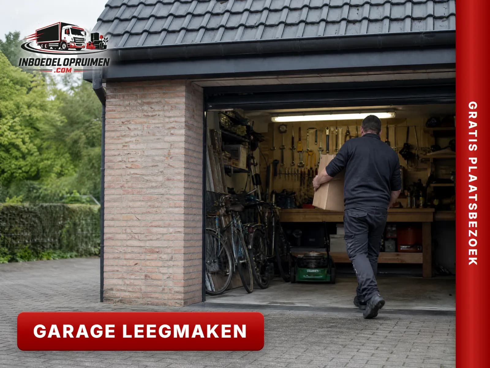 Volle garage met gereedschap, fietsen en dozen voor het leegmaken